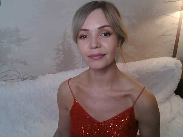 Kissz's BongaCams show and profile