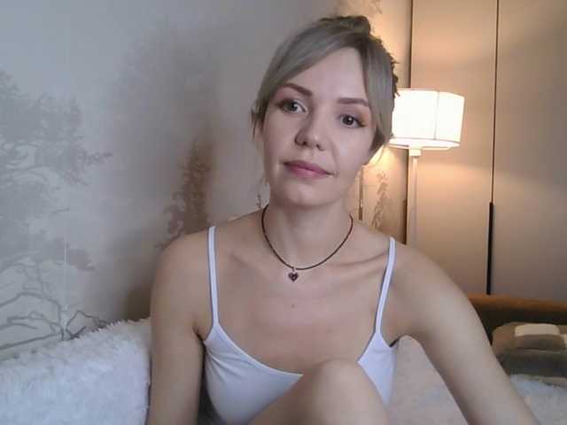 Kissz's BongaCams show and profile