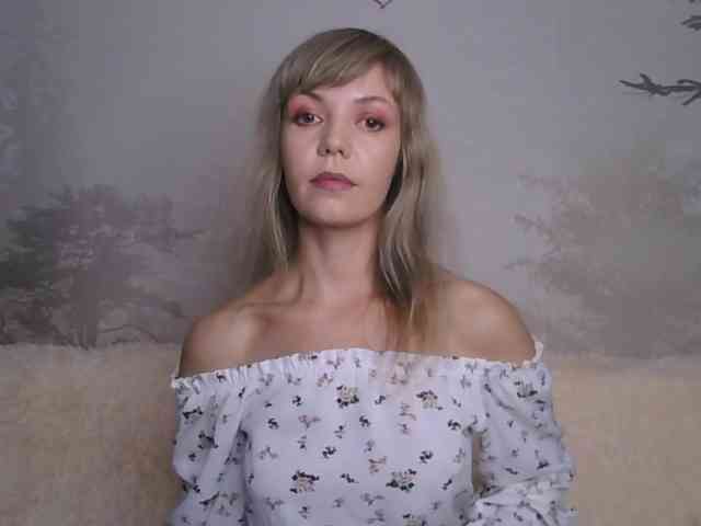 Red_Rose_98 webcam