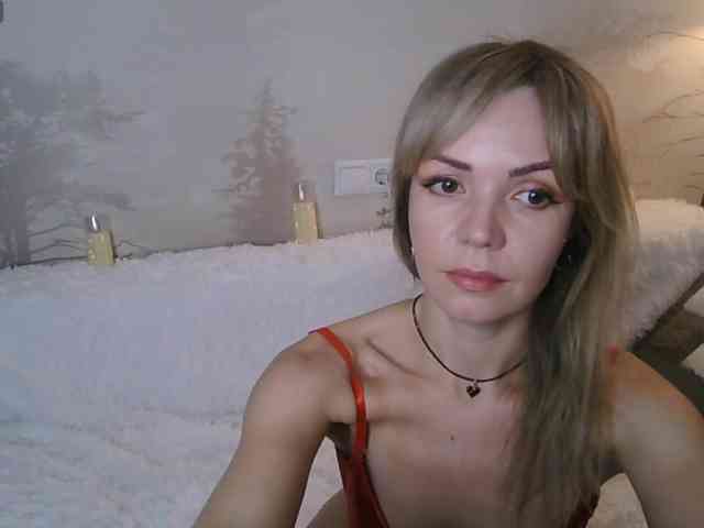 Red_Rose_98 webcam