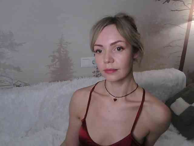Red_Rose_98 webcam