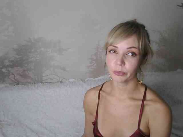 Red_Rose_98 webcam
