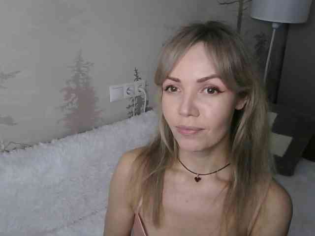 Red_Rose_98 webcam