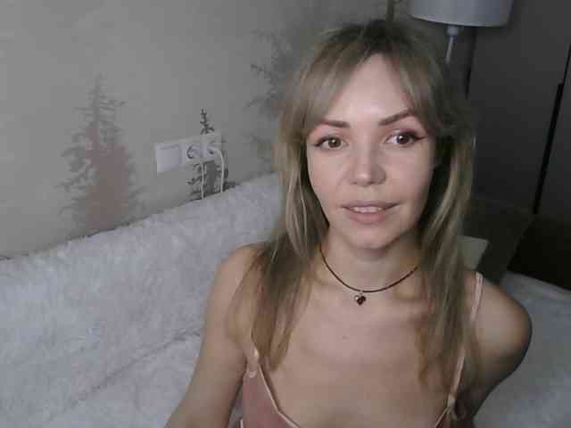 Red_Rose_98 webcam