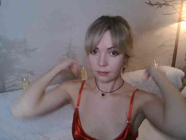 Red_Rose_98 webcam