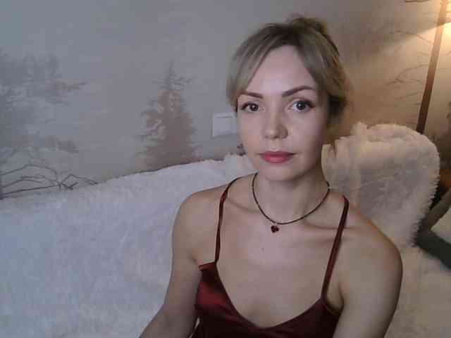 Red_Rose_98 webcam