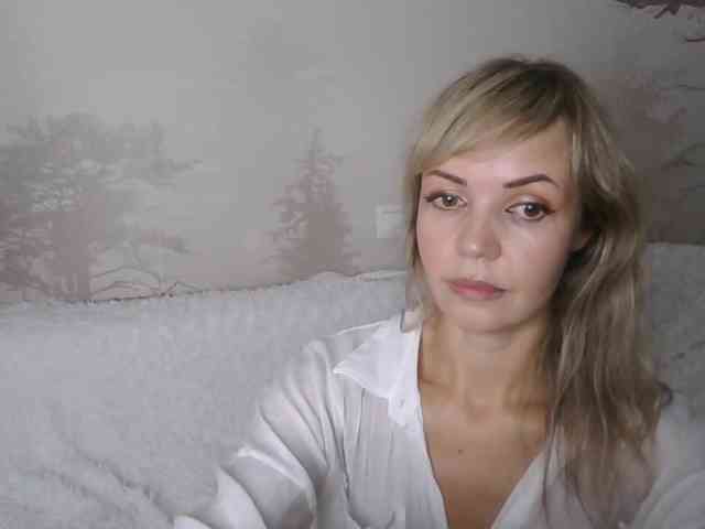 Red_Rose_98 webcam