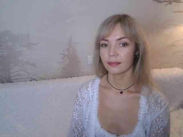 Red_Rose_98 webcam