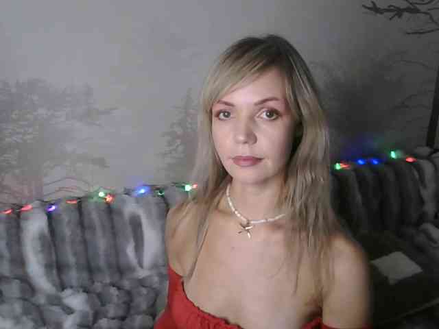 Red_Rose_98 webcam