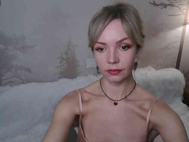 Red_Rose_98 webcam