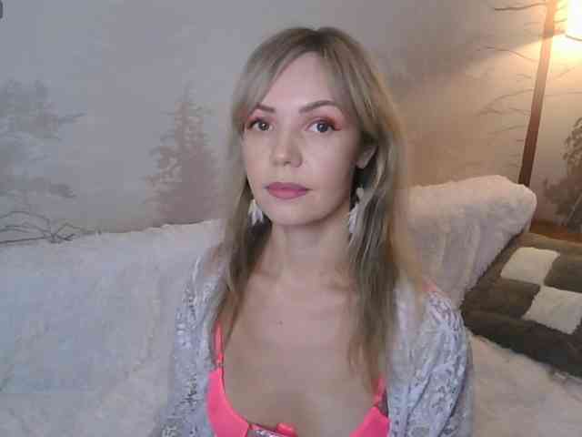 Red_Rose_98 webcam