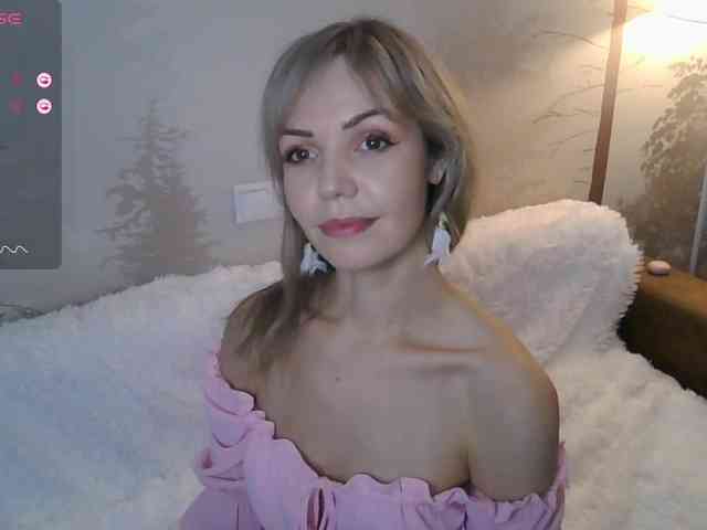 Red_Rose_98 webcam