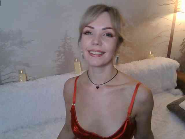 Red_Rose_98 webcam