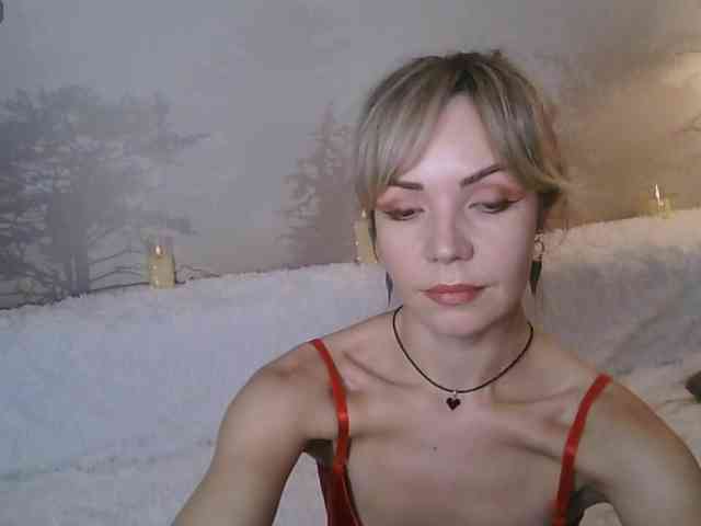 Red_Rose_98 webcam
