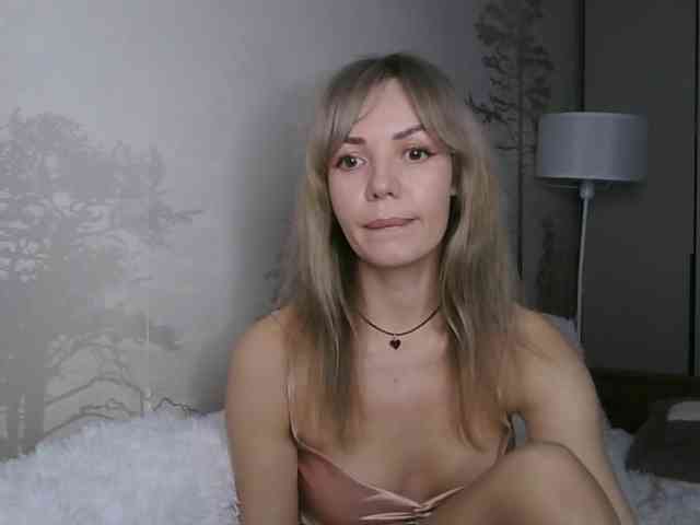 Red_Rose_98 webcam