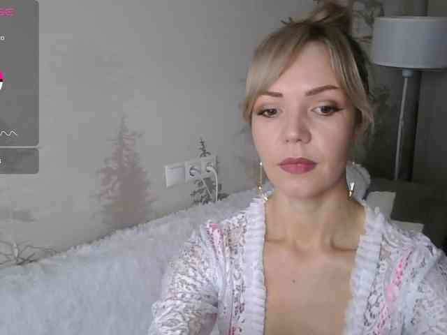 Red_Rose_98 webcam