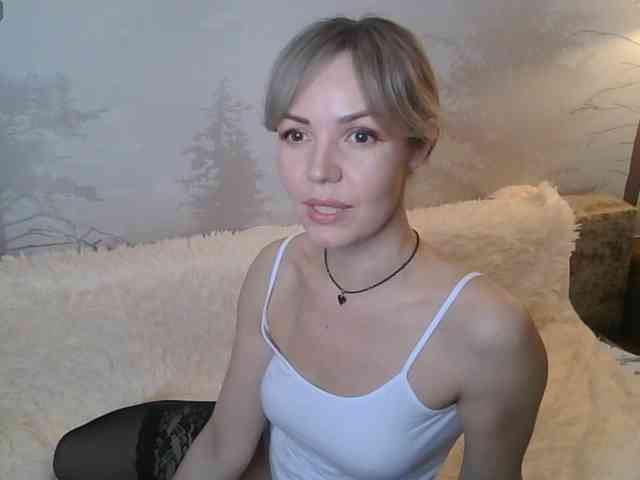 Red_Rose_98 webcam