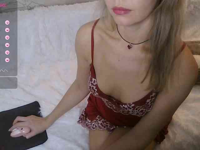 Red_Rose_98 webcam