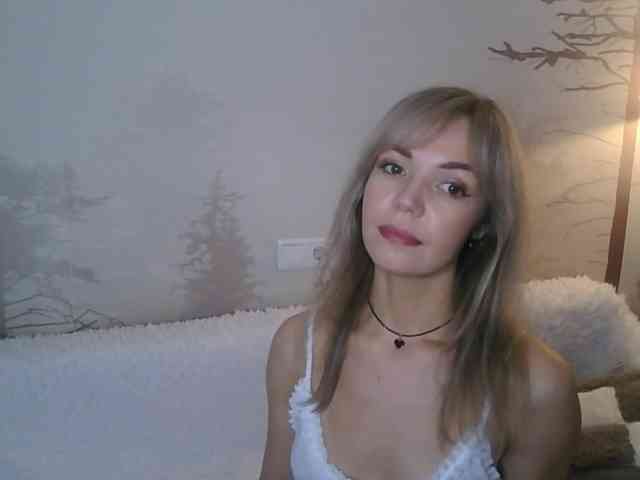 Red_Rose_98 webcam
