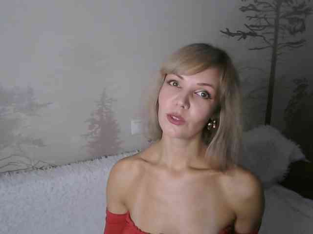 Red_Rose_98 webcam