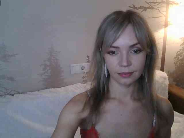 Red_Rose_98 webcam