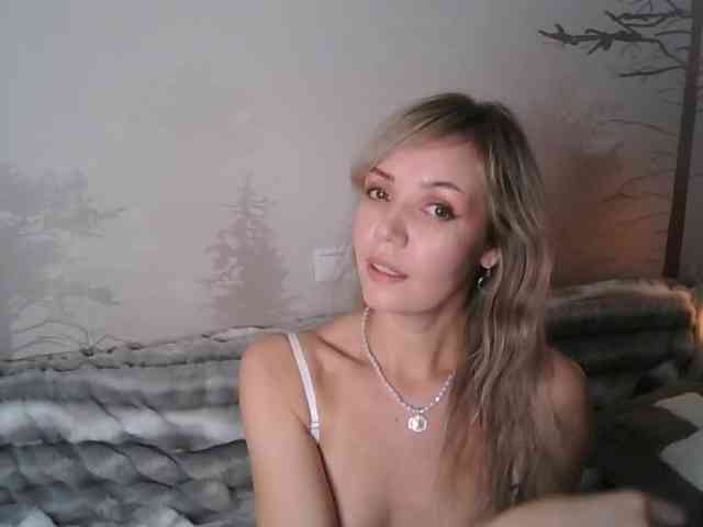 Red_Rose_98 webcam