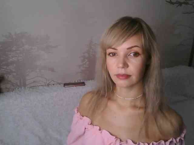 Red_Rose_98 webcam