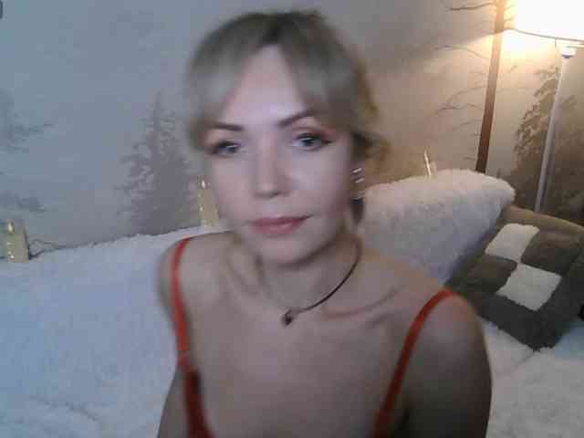 Red_Rose_98 webcam