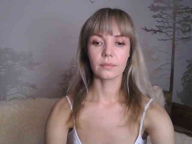 Red_Rose_98 webcam