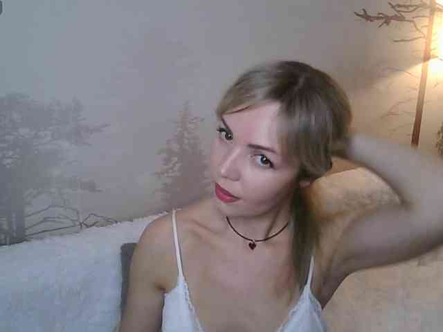 Red_Rose_98 webcam
