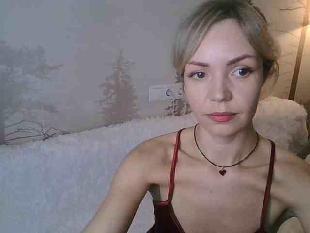 Red_Rose_98 webcam