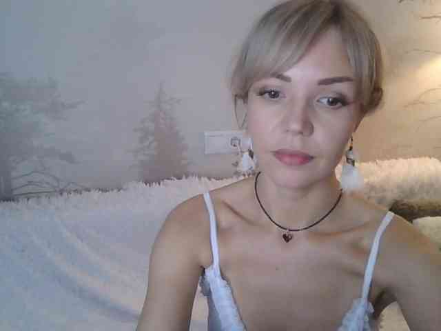 Red_Rose_98 webcam