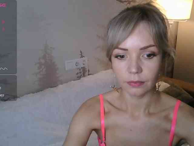 Red_Rose_98 webcam