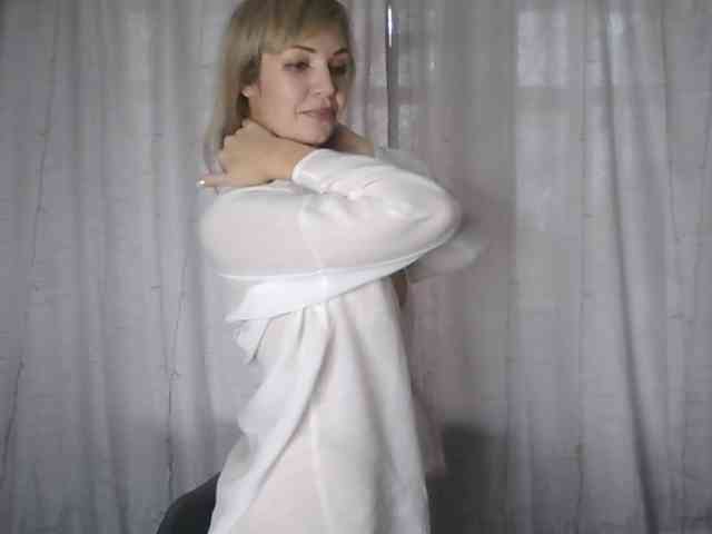 Red_Rose_98 webcam