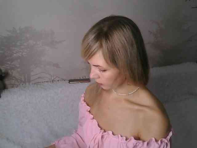 Red_Rose_98 webcam