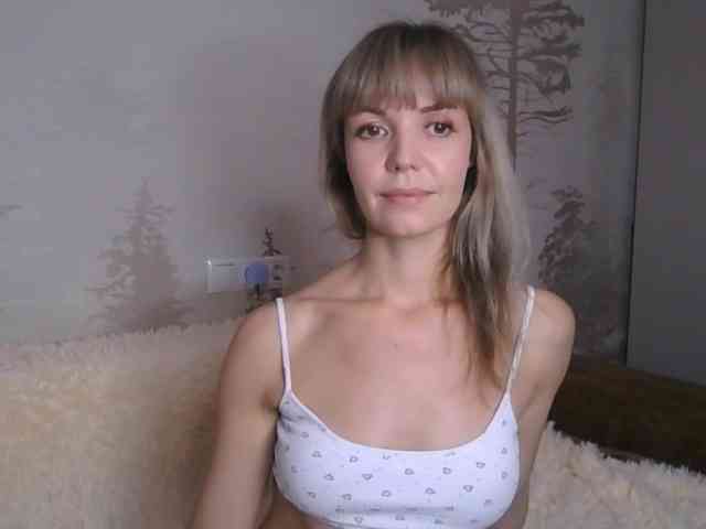 Red_Rose_98 webcam