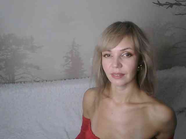Red_Rose_98 webcam
