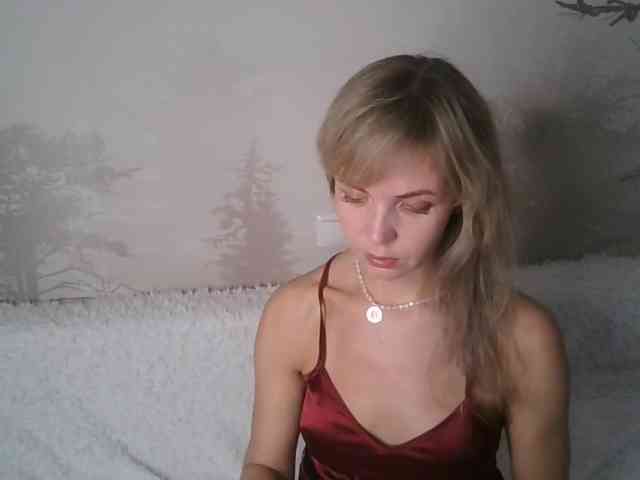 Red_Rose_98 webcam