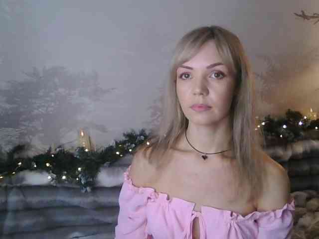 Red_Rose_98 webcam