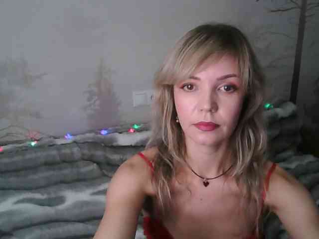 Red_Rose_98 webcam
