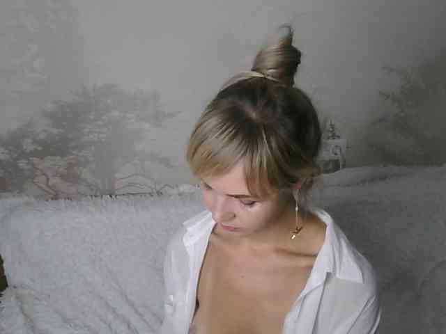 Red_Rose_98 webcam