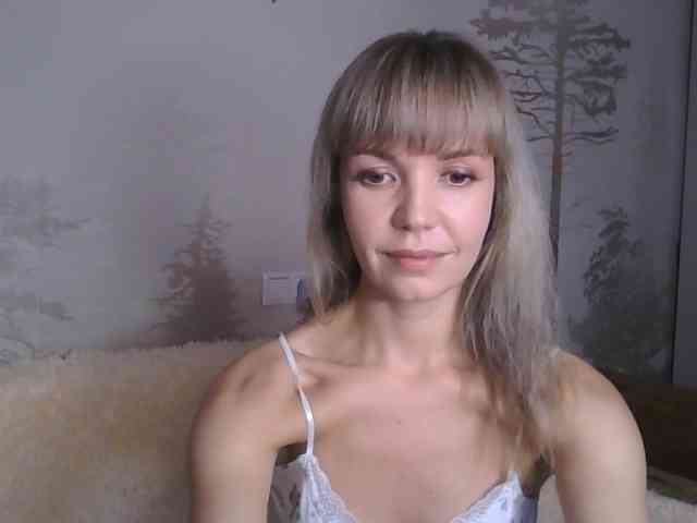 Red_Rose_98 webcam