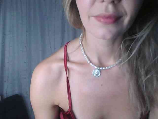 Red_Rose_98 webcam