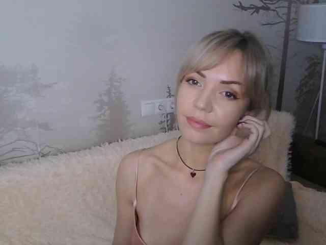 Red_Rose_98 webcam