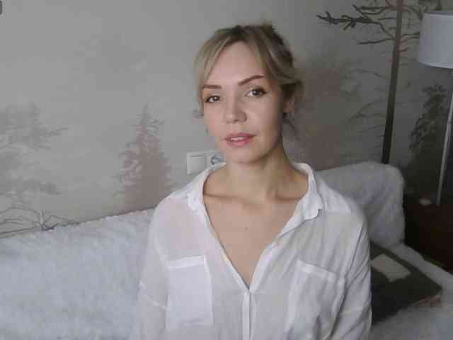 Red_Rose_98 webcam