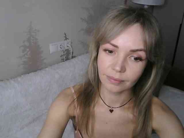 Red_Rose_98 webcam