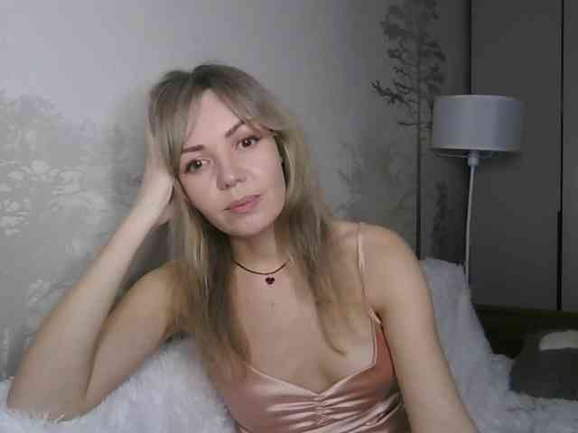Red_Rose_98 webcam