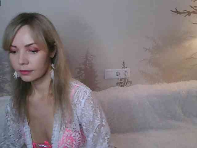Red_Rose_98 webcam