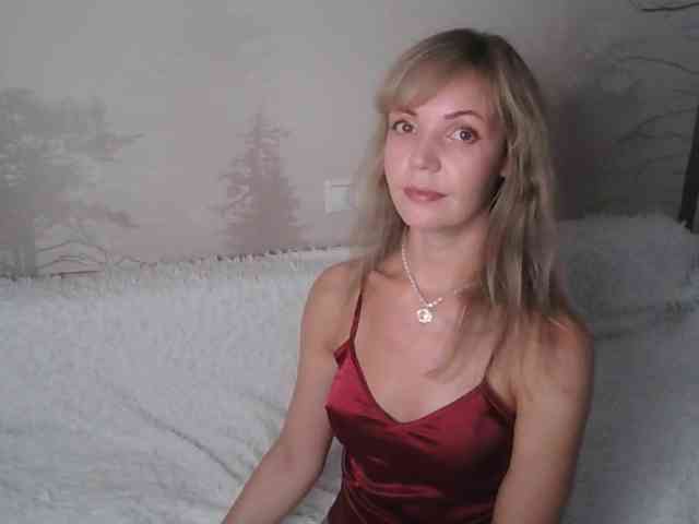 Red_Rose_98 webcam