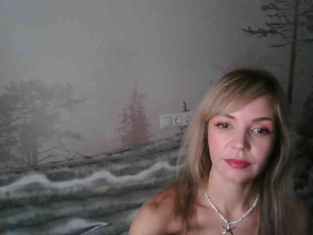 Red_Rose_98 webcam